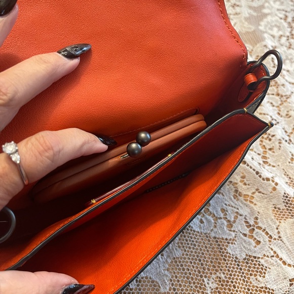 COACH 1941 Meadowlark Dinky Crossbody in Glovetanned Leather - Picture 6 of 9